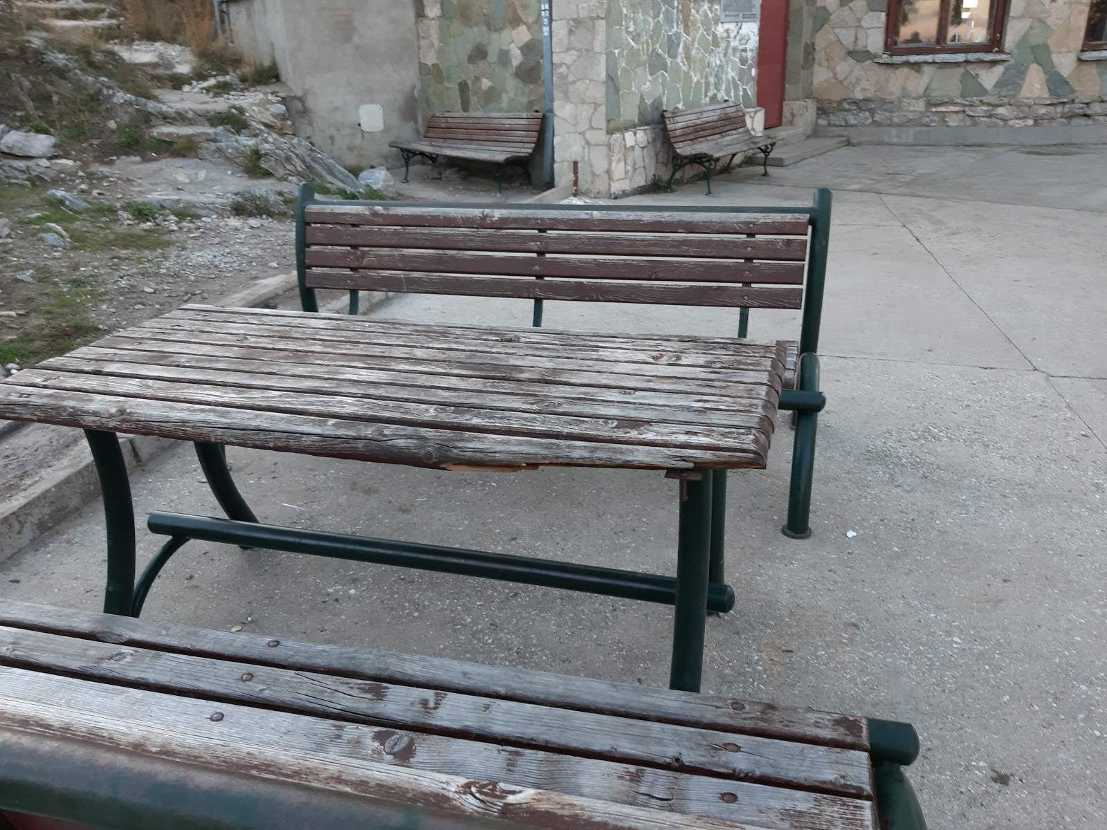 IMG-9f49f784f558adf3fa1191b584e46cb1-V IMG-9f49f784f558adf3fa1191b584e46cb1-V